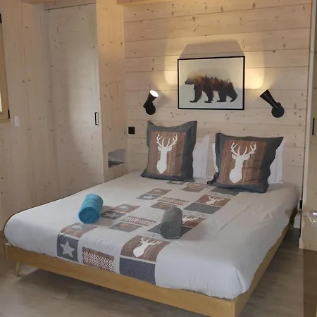 Les Ours De Chalet Combloux